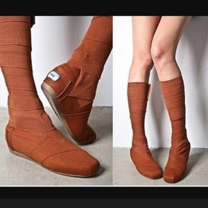 Toms Wrap Boots Rare/Limited Amount Made/Unique Size 11